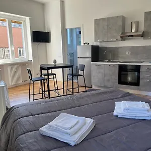 Nice And Comfy : Central Area Of , Milano Italia